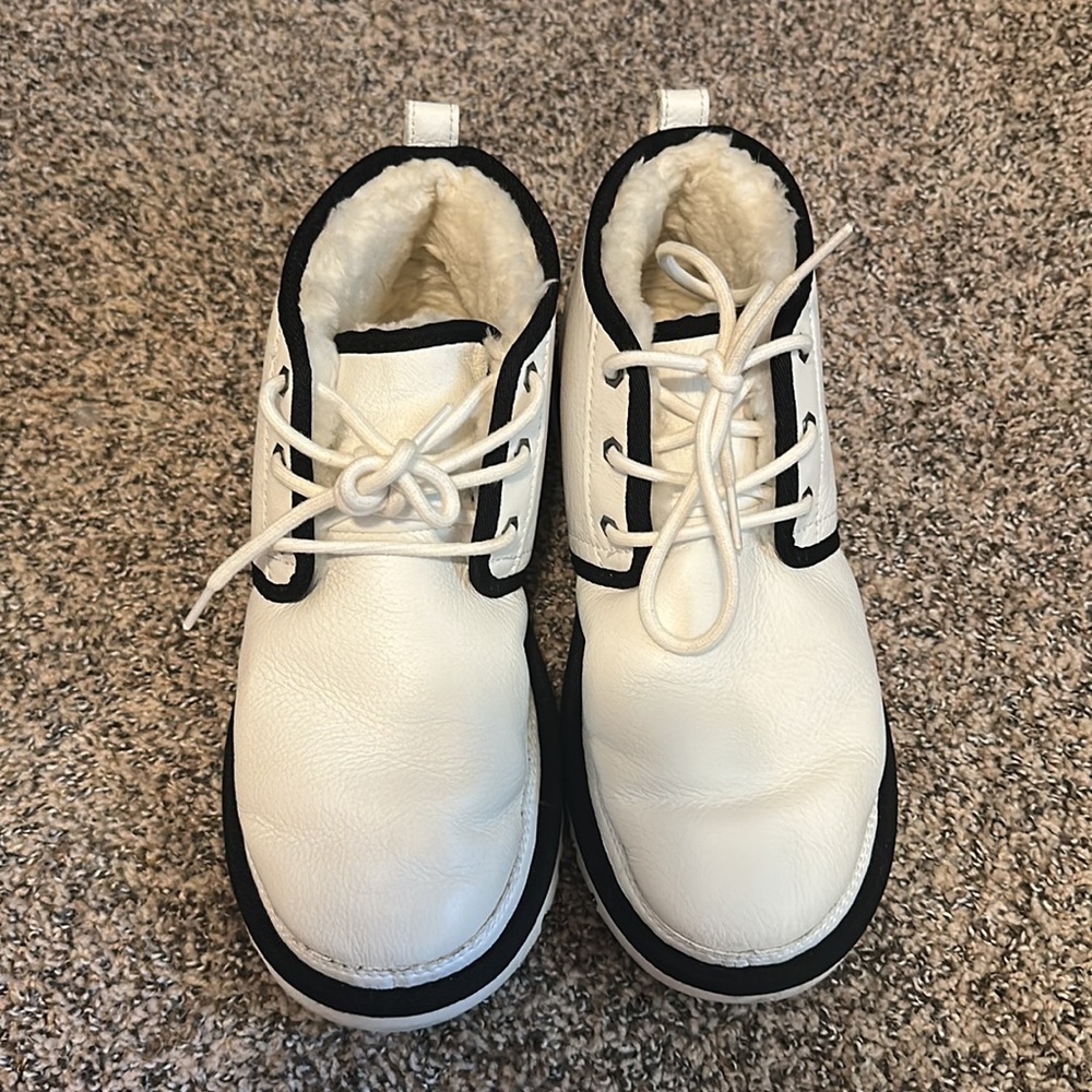 UGG Neumel Leather and fur boot (men’s) - Picture 4 of 5